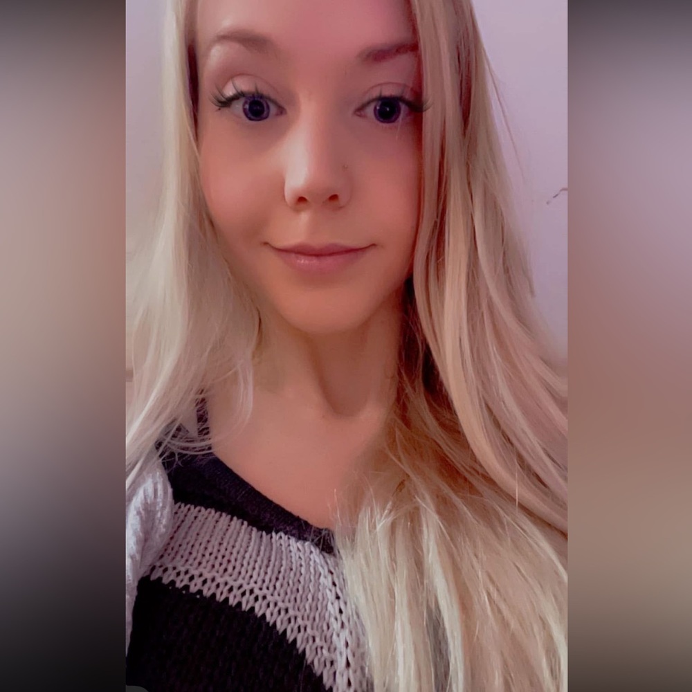 Meet your Posher, Ciera